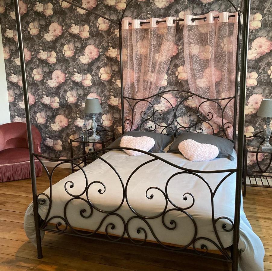 Chateau De La Bouchatte Chambre Les Roses Chazemais Zewnętrze zdjęcie